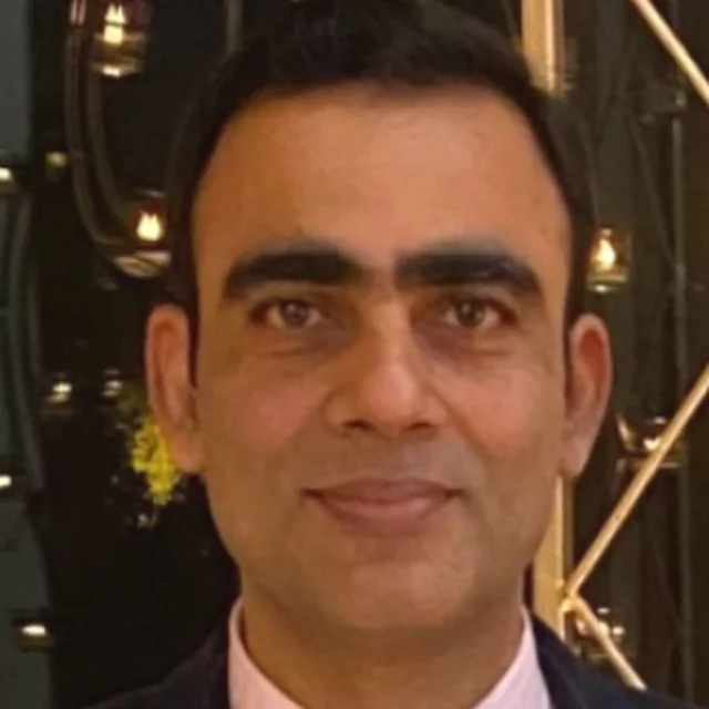 Dr. Praveen Makhija